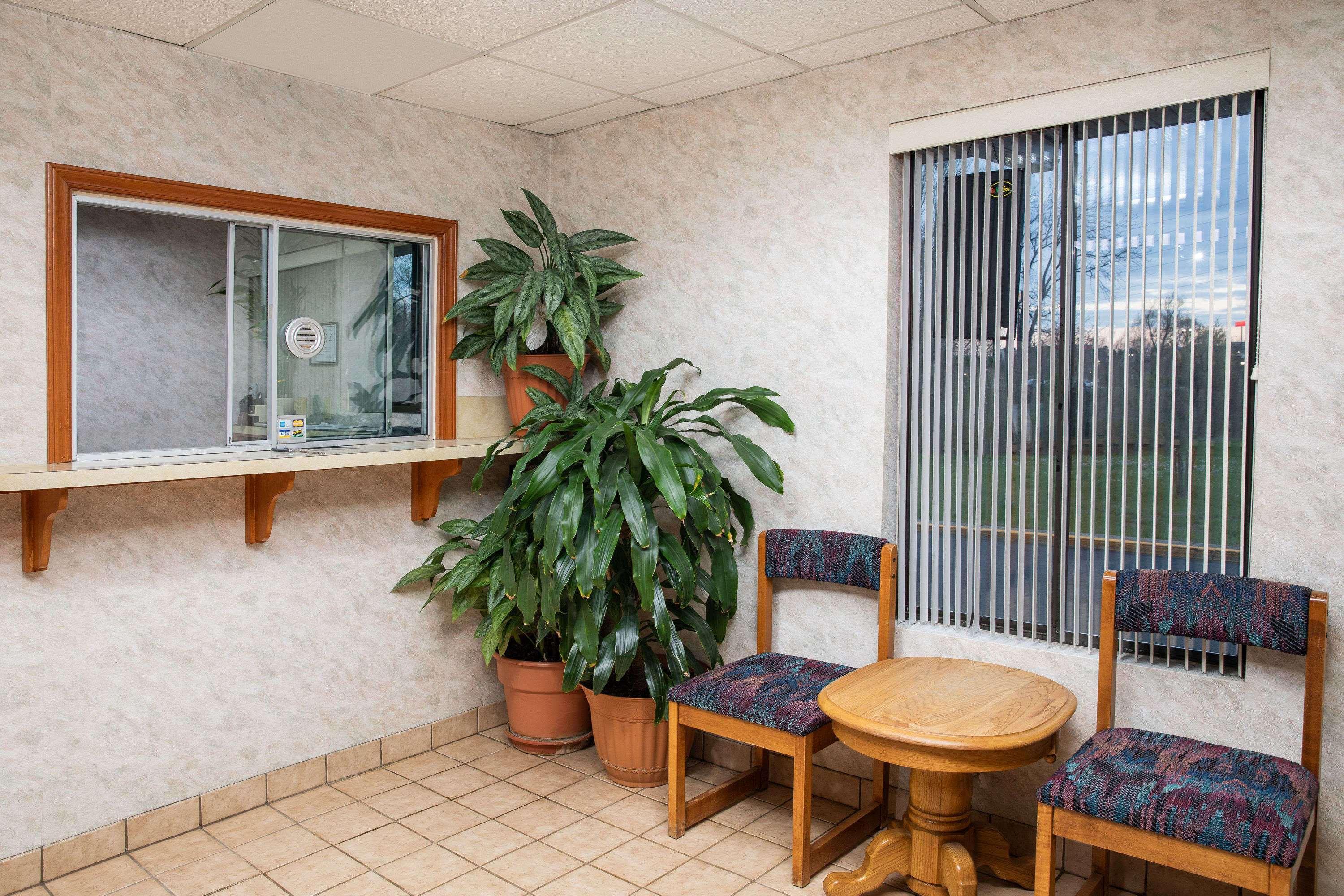 Motel Super 8 By Wyndham Burlington Nc Exterior foto